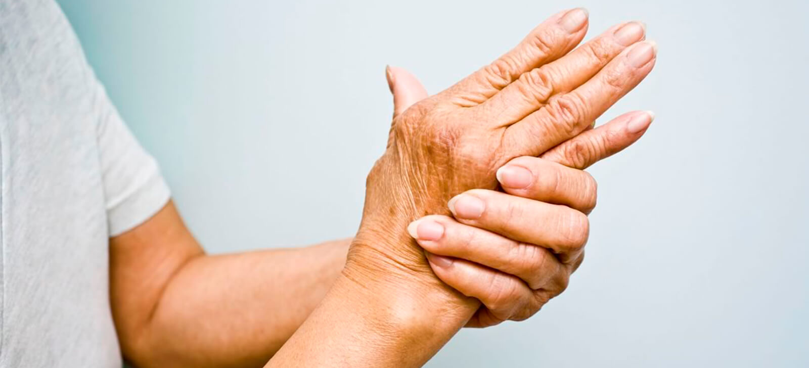 Sintomas e tratamentos para artrose